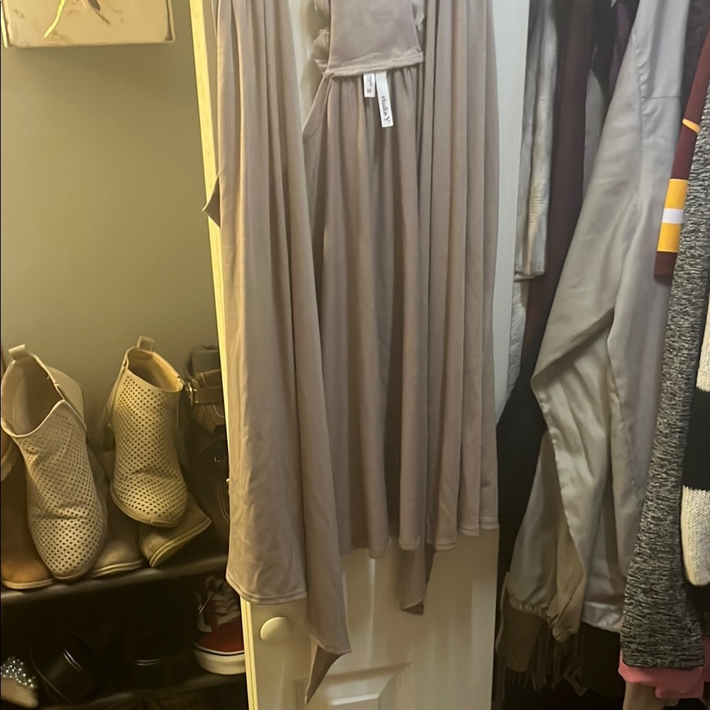 Studio I Cream Ruffled Halter Tank Top - Picture 3 of 5
